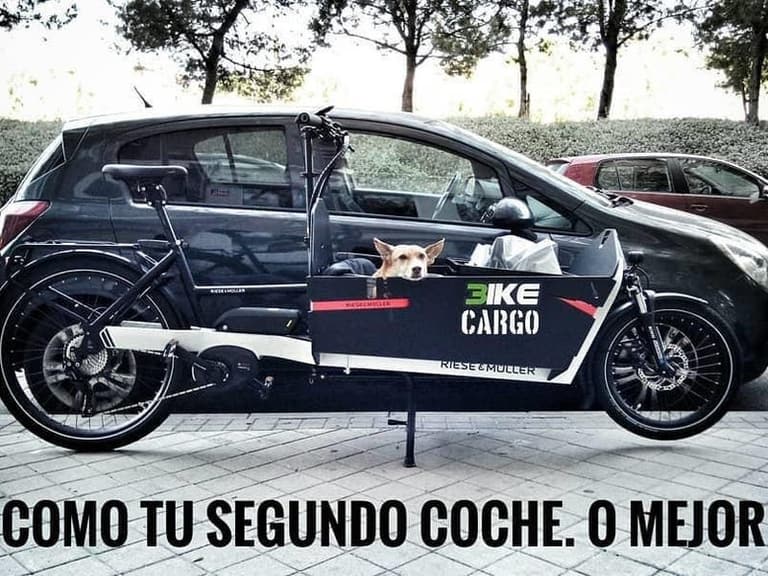 Doctor Bike van ready for home pickup and delivery